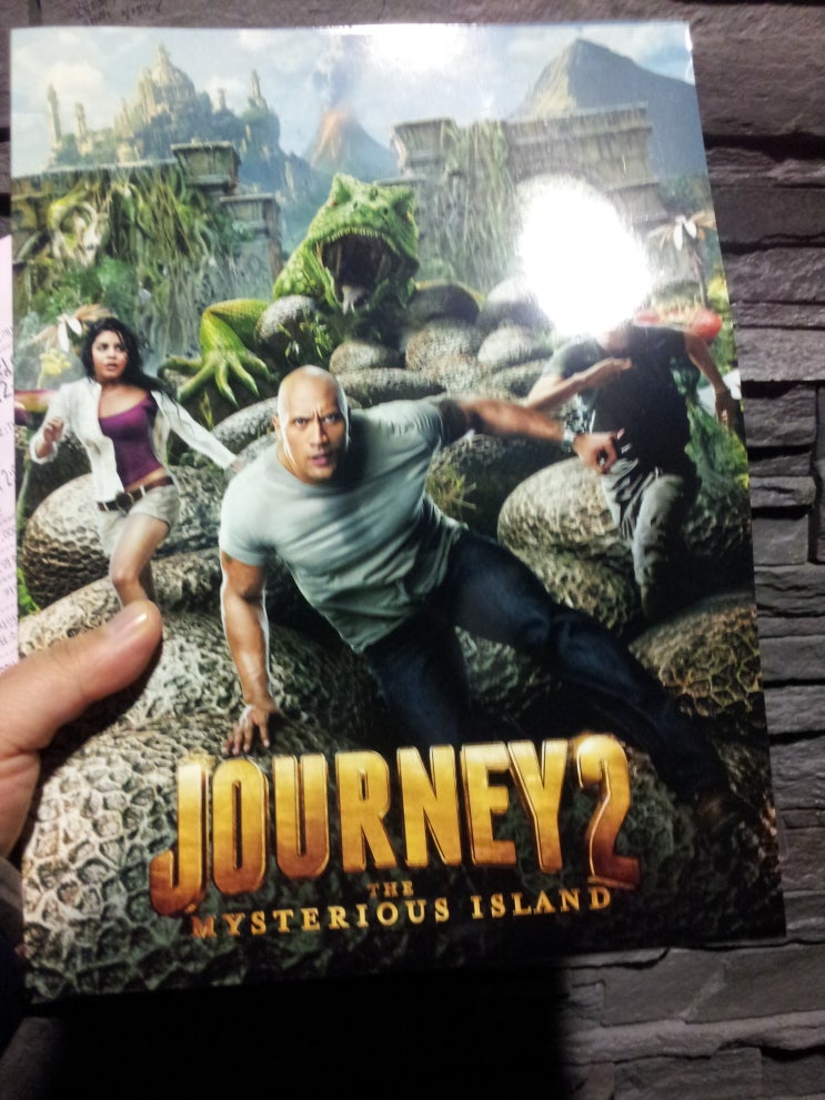 잃어버린 세계를 찾아서 2 신비의 섬 Journey 2 The Mysterious Island.2011 