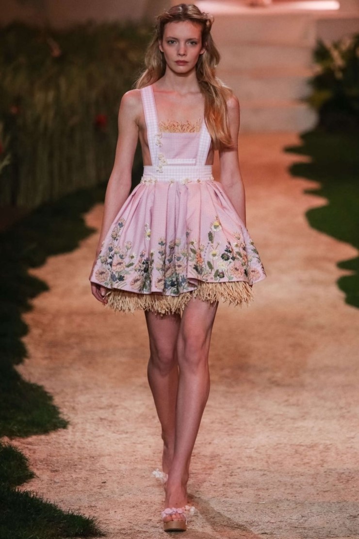 Zahia Dehar 자히아 드하르 - Haute Couture Spring/Summer 2013 : 네이버 블로그