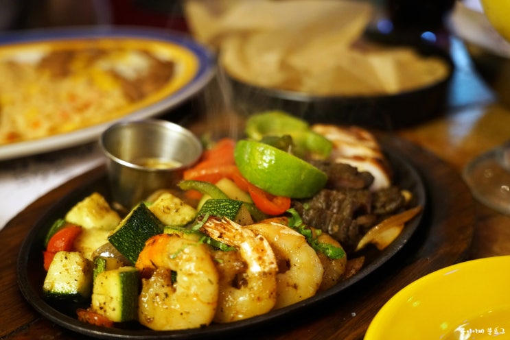 잠실 롯데 월드 타워 맛집 밥집:)온더보더 : 네이버 블로그