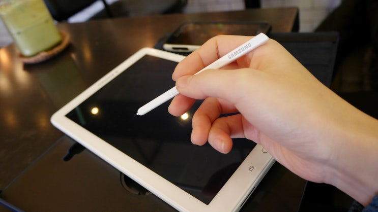 a6 10.1 with s pen